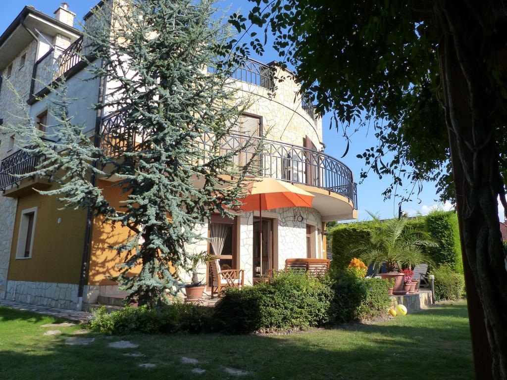 Toscana Lakeside Apartments I - II Family Friend 시오포크 외부 사진