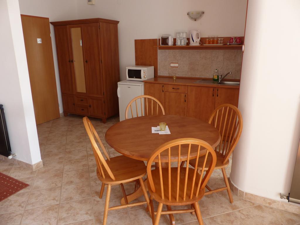 Toscana Lakeside Apartments I - II Family Friend 시오포크 외부 사진